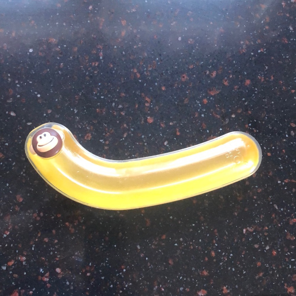 A banana keeper for inside a lunch box